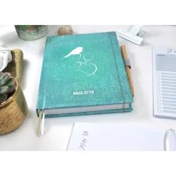 Wochenkalender & Terminplaner türkis 2025 A5 Wochenübersicht / Tagesübersicht personalisiert Vogel fliegen