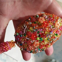 Wohndeko Herz orange bunt Unikat Perlenstickerei handgemacht pompös handmade Ornament