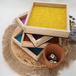 Würfelbrett aus Eiche & Filz – Geräuschdämpfende Würfelunterlage für Brettspiele & Reisen