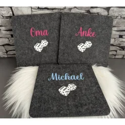 Würfelunterlage aus Filz personalisiert - rund oder quadratisch - verschiedene Motive