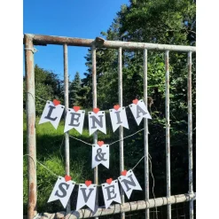 Wunderschöne Girlande zur Hochzeit Namensgirlande mit Herzen handgefertigte personalisierte Dekoration zur Heirat Wimpel