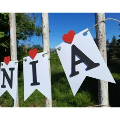 Wunderschöne Girlande zur Hochzeit Namensgirlande mit Herzen handgefertigte personalisierte Dekoration zur Heirat Wimpel