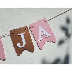 Wunderschöne Papier Girlande zur Hochzeit