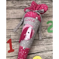Wunderschöne Schultüte Einhorn mit Name Lotta drauf
