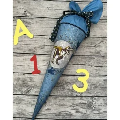 wunderschöne Schultüte Zuckertüte aus Stoff in blau mit tollem Dino -Motiv