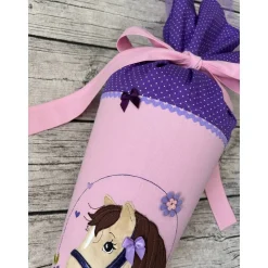wundervolle Schultüte / Zuckertüte in Lila & Rosa mit Pferd/Pony