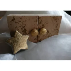 X MAS  Weihnachtlicher Schriftzug aus Beton - Buchstaben + Stern in wunderschöner Holzkiste