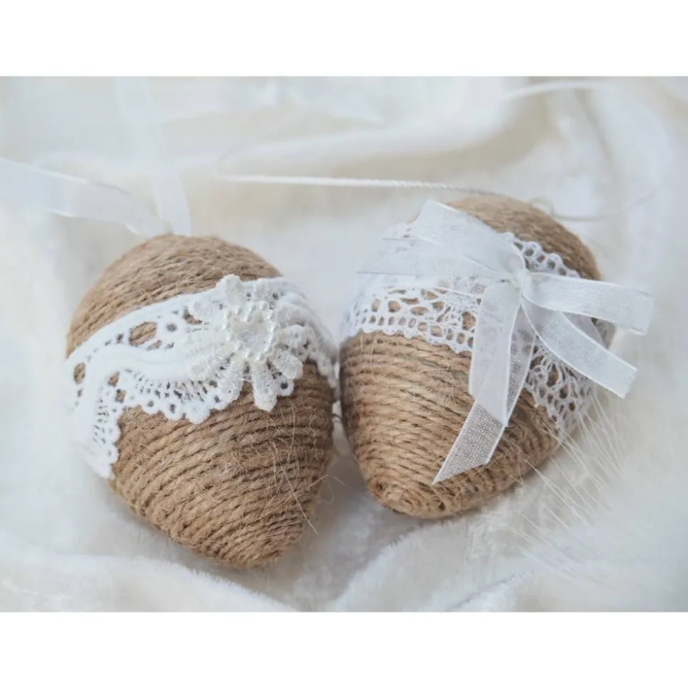 2x  OSTEREIER, Vintage- und Landhausstil, beige/weiß, Spitzenbänder, ca 6 cm