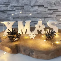 Xmas Buchstaben aus Raysin – Handgefertigte Weihnachtsdeko mit Elchmotiv