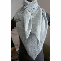 XXL Dreiecktuch  / Musselin Double Gauze / Mintgrün mit weißen Regenbögen / Schaltuch / Halstuch/ Wickelschal/ Loop