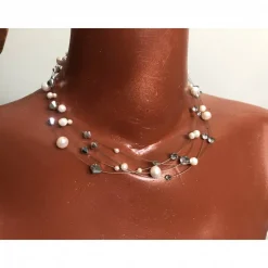 Zarte Brautkette aus vier Reihen Draht mit echten Perlen & Kristallen – Handgefertigter Schmuck für die Hochzeit