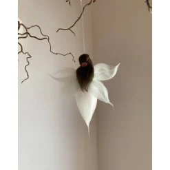 zarte Gänseblümchenfee, Filzfee Frühling, Geschenk zur Taufe