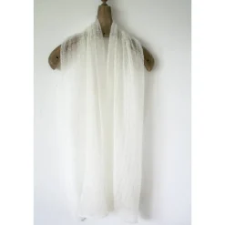 Zarter Brautschal aus Kid-Mohair in Ivory, sommerliche Hochzeit-Stola, duftiges Tuch