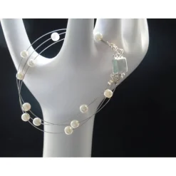 Zartes Braut-Schmuckset 3-teilig, echte schwebende Perlen, 3-reihige Kette, Armband, Ohrstecker Sterling Silber 925