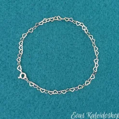 Zartes Herzarmband aus vergoldetem Sterling Silber, jede Länge machbar