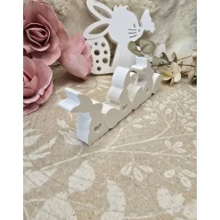 Zauberhafte Frühlingsdeko handgemacht aus Raysin – Osterhase & Osterhäschen mit Eiern