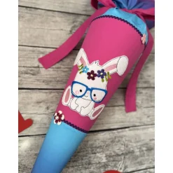 zauberhafte Schultüte / Zuckertüte mit Hase auf Farbverlauf Pink Türkis
