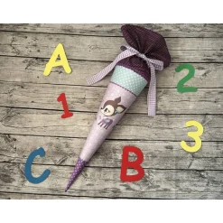 zauberhafte Schultüte aus Stoff Flieder, Lila & Türkis mit kleinem Reh