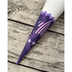 zauberhafte Schultüte aus Stoff mit Pegasus in Lila