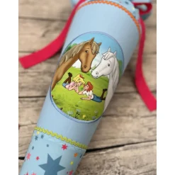 zauberhafte Schultüte aus Stoff mit Sternen und Bibi Blocksberg & Tina Motiv