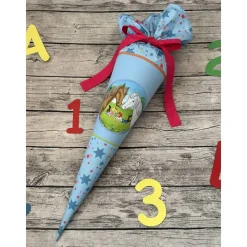 zauberhafte Schultüte aus Stoff mit Sternen und Bibi Blocksberg & Tina Motiv