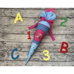 zauberhafte Schultüte aus Stoff mit Sternen und Bibi Blocksberg Motiv