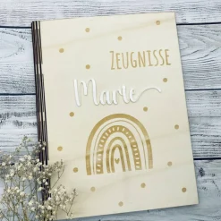 Zeugnismappe personalisiert aus Holz | Geschenk zum Schulstart | Zeugnisordner mit Namen | Einschulungsgeschenk