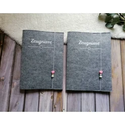 Zeugnissmappe aus Filz - personalisierbar- Einschulung * Hellgrau