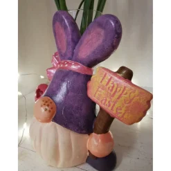 Zuckersüsser Osterwichtel in lila