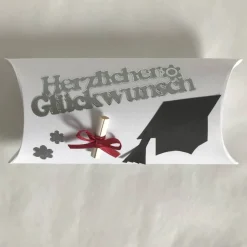 Zum Abschluss Bachelor Abitur Promotion Doktortitel Studium Examen ein Geldgeschenk verschenken Geschenk Gutschein Geld